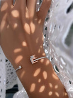 تحميل الصورة في عارض المعرض, The Open Bangle - HIBA JABER