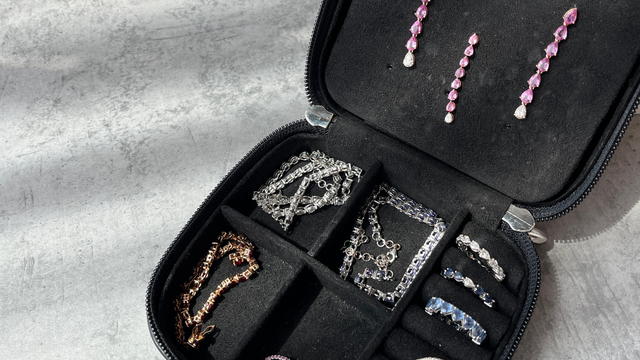 How to Pack Your Jewelry for Travel: The Ultimate Guide