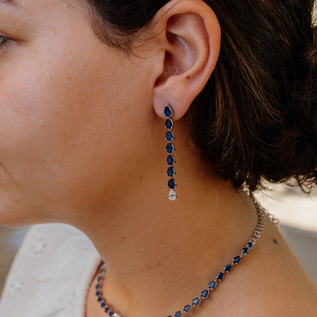Odd One-Out Necklace 2.0 | Blue Sapphires