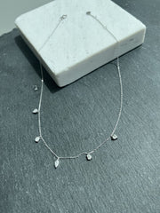 Choker مع متعدد - Shaped ألماس Choker - HIBA JABER