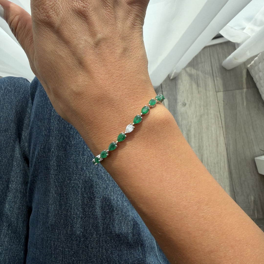 Jumbo Odd One Out Bracelet 2.0 | Green Emerald - HIBA JABER