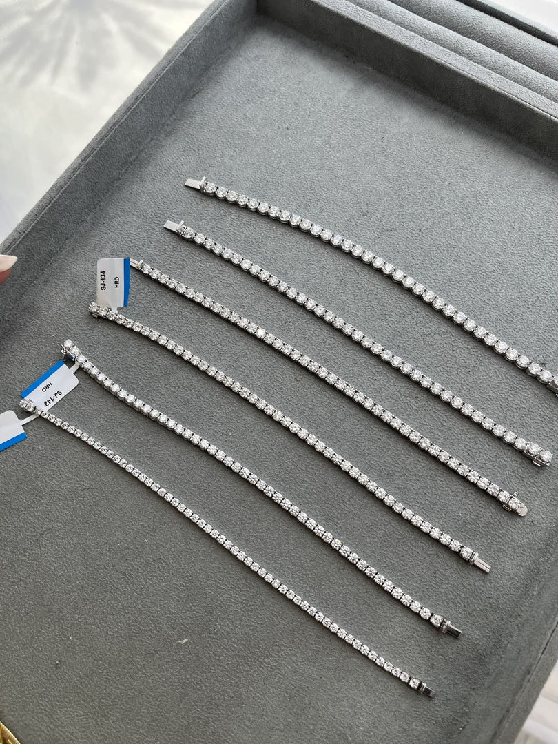 Round Diamond Tennis Bracelet / 0.40ct Each - HIBA JABER